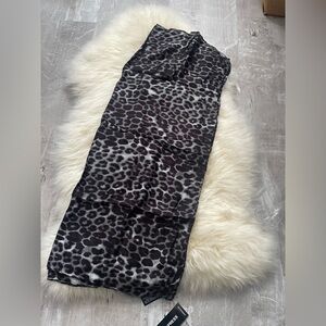 New with tag - EXPRESS leopard scarf